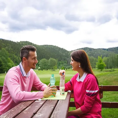 Cihelny Golf & Wellness 4*